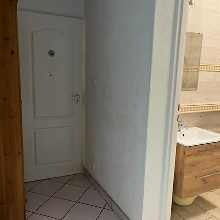 Zielony Domek 3*